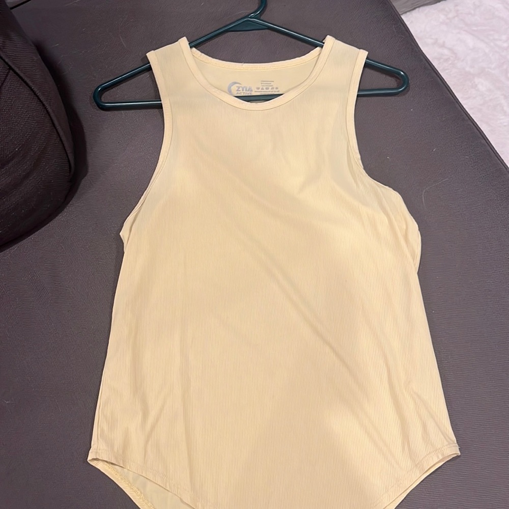 Zyia Active yellow tank top